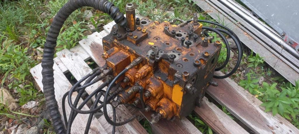Hyundai Robex 290 N LC-7 A rozdzielacz hydrauliczny - 液压系统 适用于 建筑机械:图2 Hyundai Robex 290 N LC-7 A rozdzielacz hydrauliczny - 液压系统 适用于 建筑机械:图2