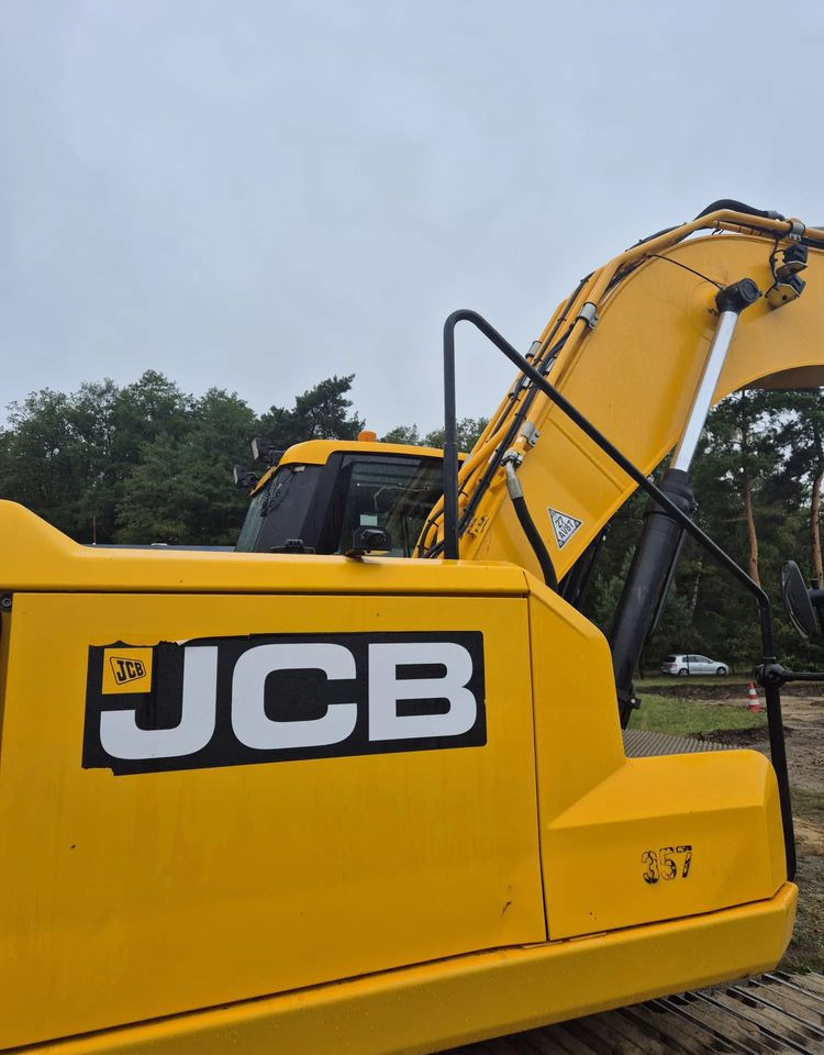 JCB 220XLC - 履带式挖掘机:图3 JCB 220XLC - 履带式挖掘机:图3
