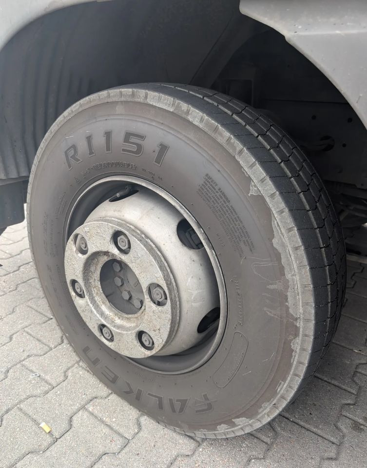 侧帘卡车 MAN TGL：图6