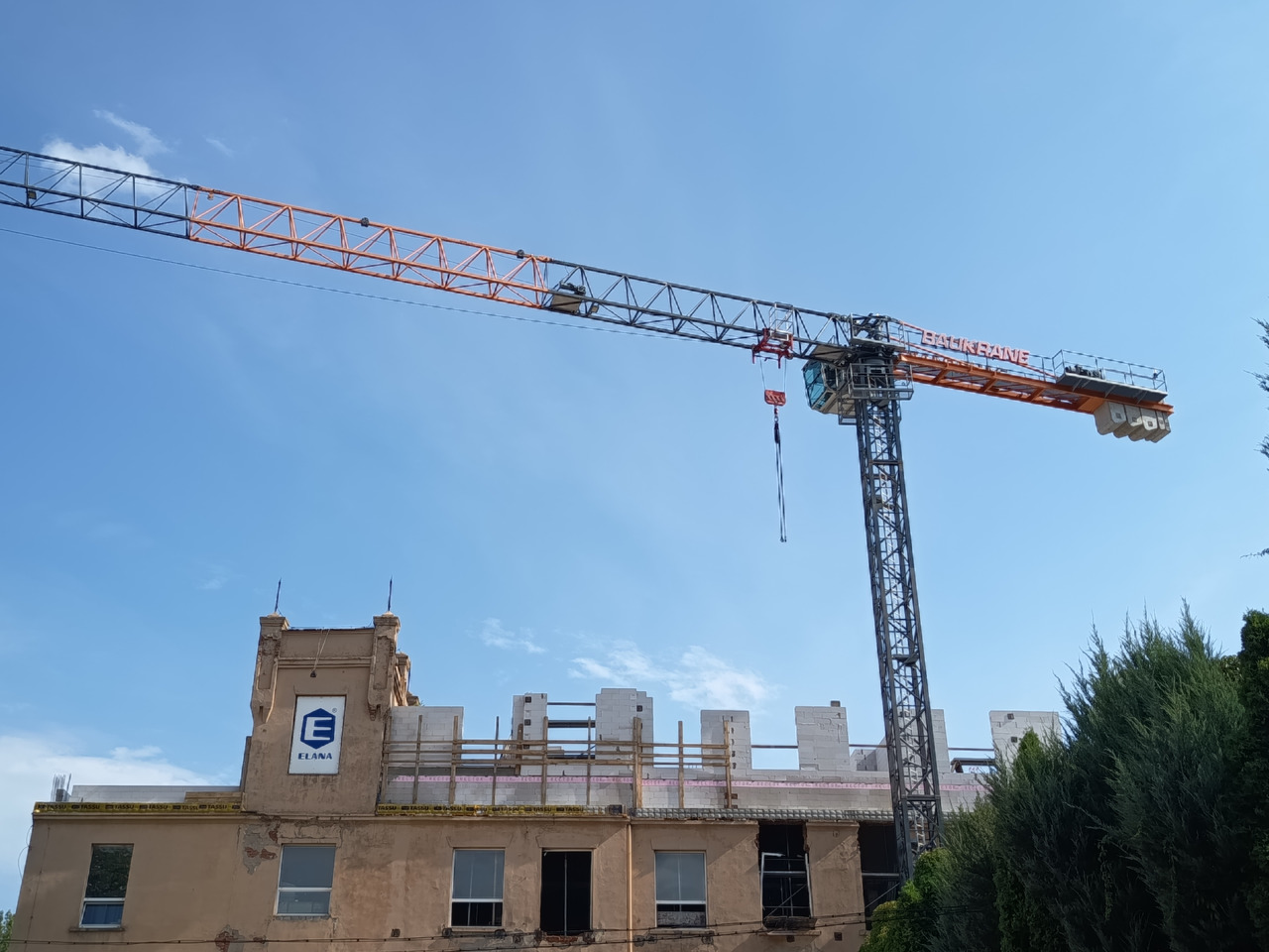 Krupinski Cranes KR90-5 EC - 塔式起重机:图1 Krupinski Cranes KR90-5 EC - 塔式起重机:图1