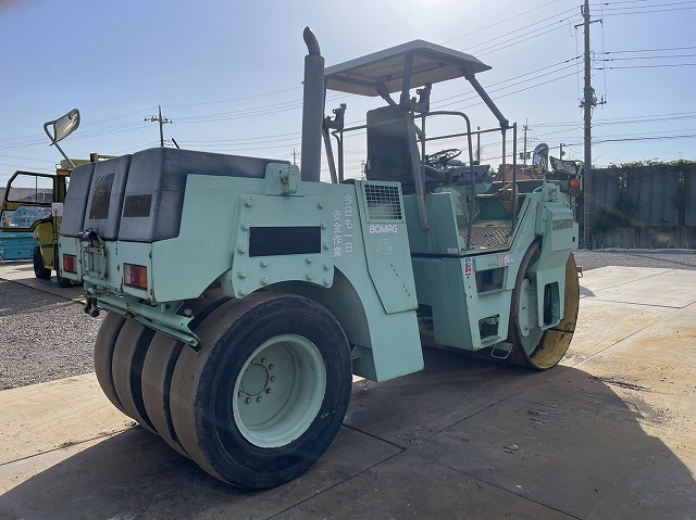 BOMAG BW144AC-2 - 组合式压路机:图5 BOMAG BW144AC-2 - 组合式压路机:图5