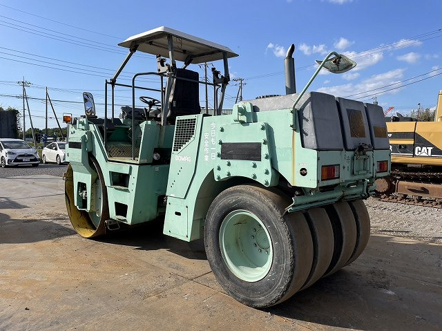 BOMAG BW144AC-2 - 组合式压路机:图3 BOMAG BW144AC-2 - 组合式压路机:图3