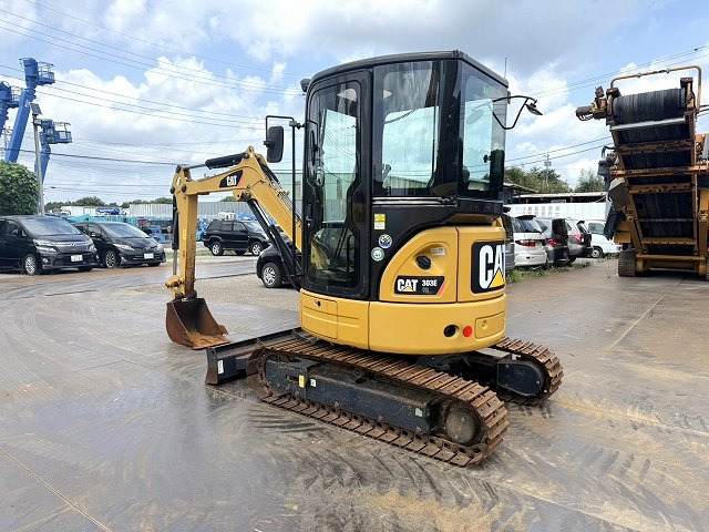 CAT 303ECR - 小型挖掘机:图3 CAT 303ECR - 小型挖掘机:图3
