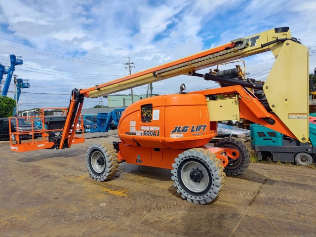 JLG 600AJN - 铰接臂:图3 JLG 600AJN - 铰接臂:图3