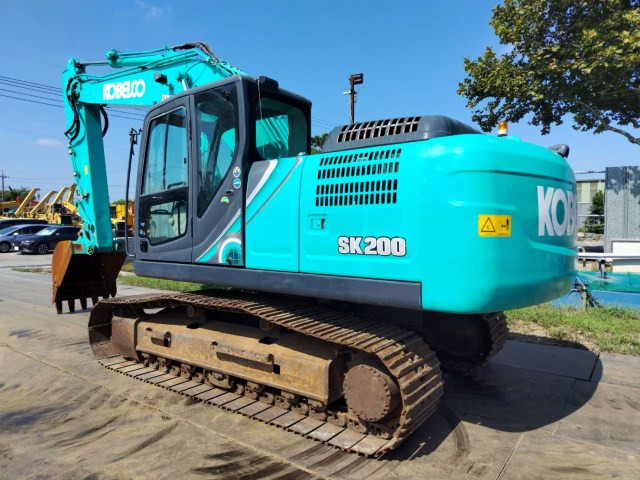 KOBELCO SK200-10 - 履带式挖掘机:图2 KOBELCO SK200-10 - 履带式挖掘机:图2