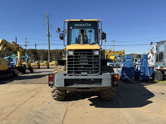 KOMATSU WA100-6 - 轮式装载机:图4 KOMATSU WA100-6 - 轮式装载机:图4