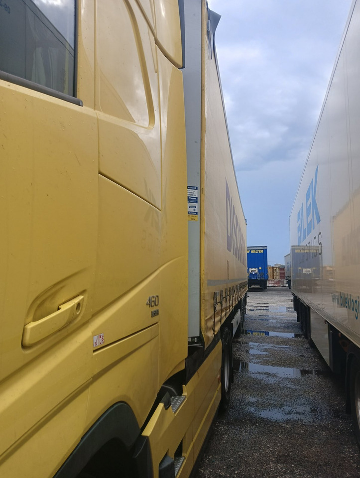 KRONE located in Bari, Italy - damaged - 侧帘半拖车:图5 KRONE located in Bari, Italy - damaged - 侧帘半拖车:图5