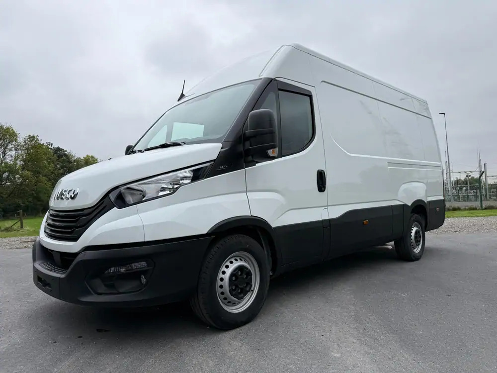 Iveco Daily 35-140 *L3H2*DISPO DE STOCK*Airco*Cruise control - 无侧窗厢式货车:图1 Iveco Daily 35-140 *L3H2*DISPO DE STOCK*Airco*Cruise control - 无侧窗厢式货车:图1