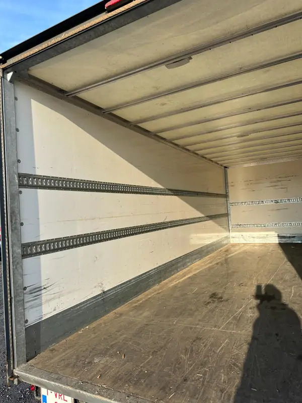厢式卡车 Iveco ML120E280 *Hayon 2000 kg*280 CV*caisse 7m8：图16