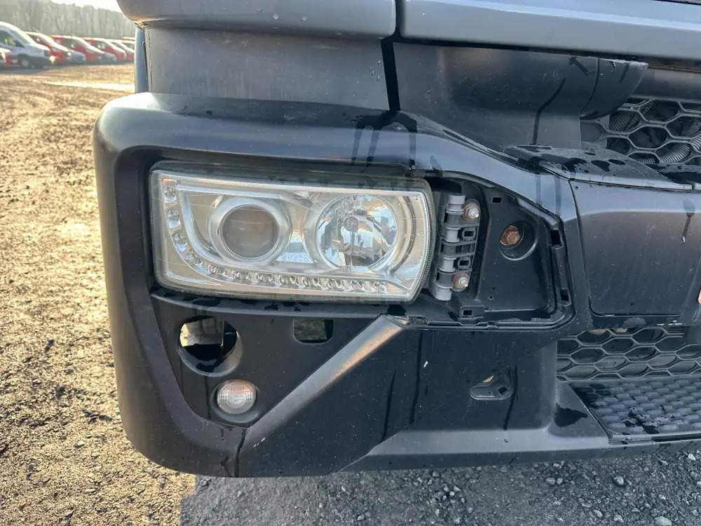 厢式卡车 Iveco ML120E280 *Hayon 2000 kg*280 CV*caisse 7m8：图10