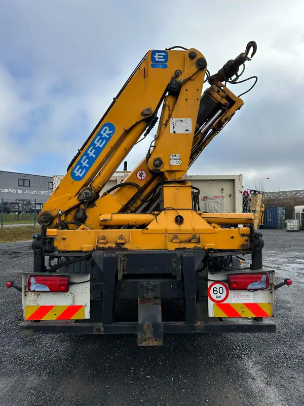 MAN TGM 18.280 *202000 km*Grue EFFER type 120 3 S*PREMIER PROPRIO - 起重车, 栏板式/ 平板卡车:图5 MAN TGM 18.280 *202000 km*Grue EFFER type 120 3 S*PREMIER PROPRIO - 起重车, 栏板式/ 平板卡车:图5
