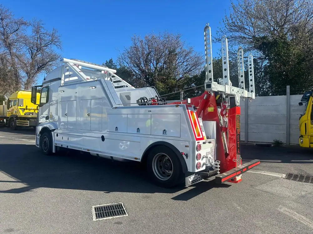 Mercedes-Benz Actros 1943 *NOUVELLE SUPERTRUCTURE GRS 20000 VEMASUR*FULL AIR - 拖吊车:图4 Mercedes-Benz Actros 1943 *NOUVELLE SUPERTRUCTURE GRS 20000 VEMASUR*FULL AIR - 拖吊车:图4