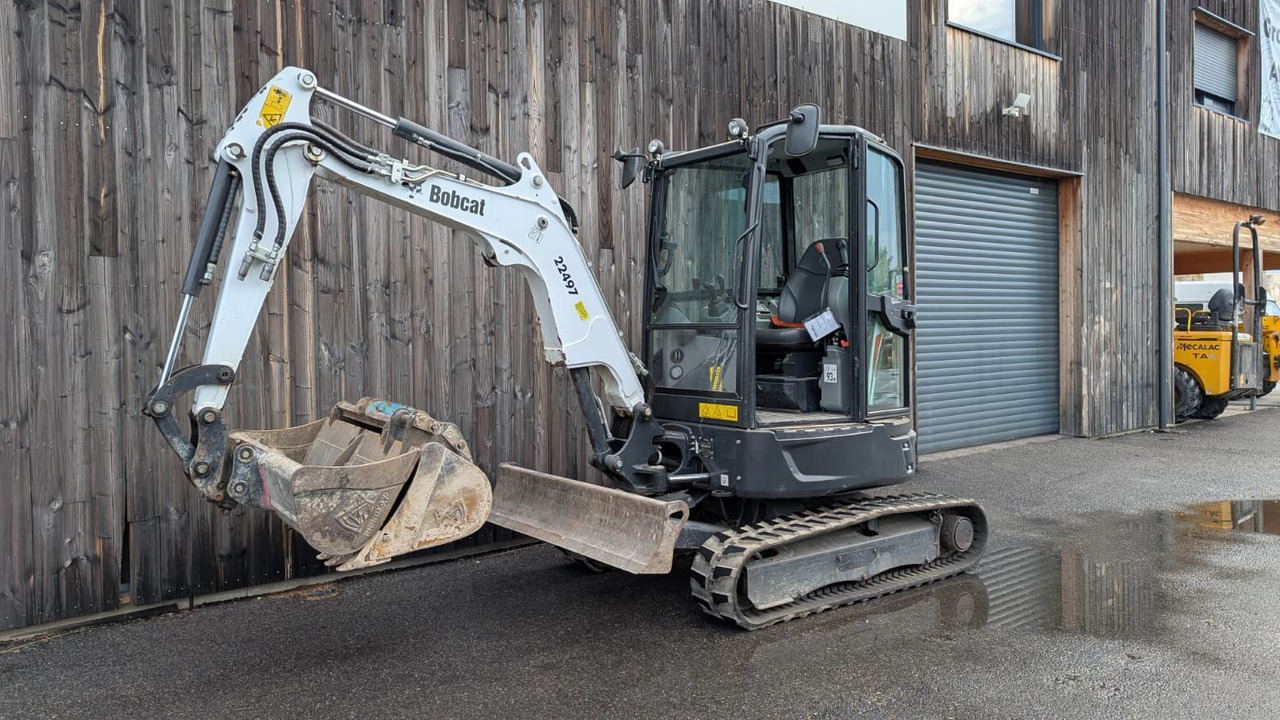 BOBCAT E 26 - 小型挖掘机:图2 BOBCAT E 26 - 小型挖掘机:图2