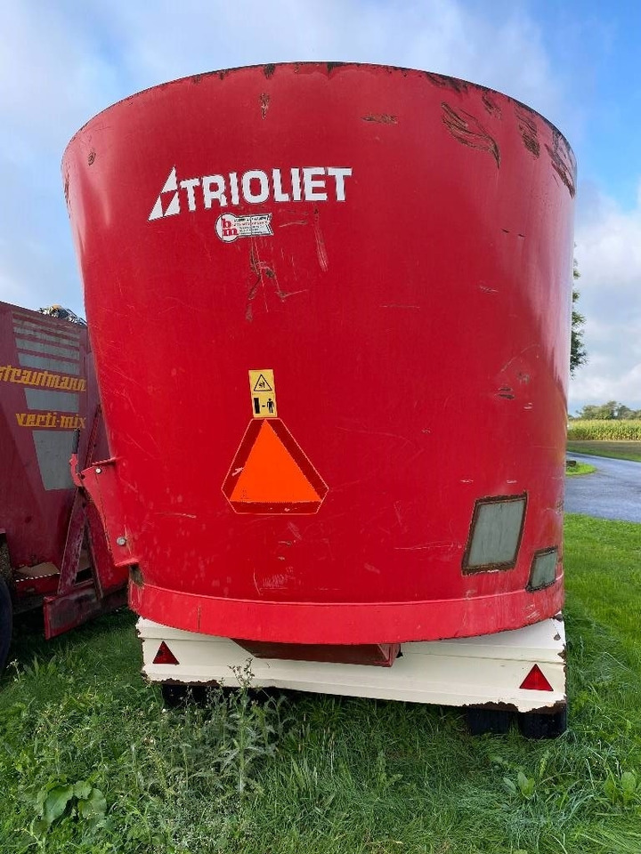 Trioliet SM-2-18-K - 饲料搅拌车:图2 Trioliet SM-2-18-K - 饲料搅拌车:图2