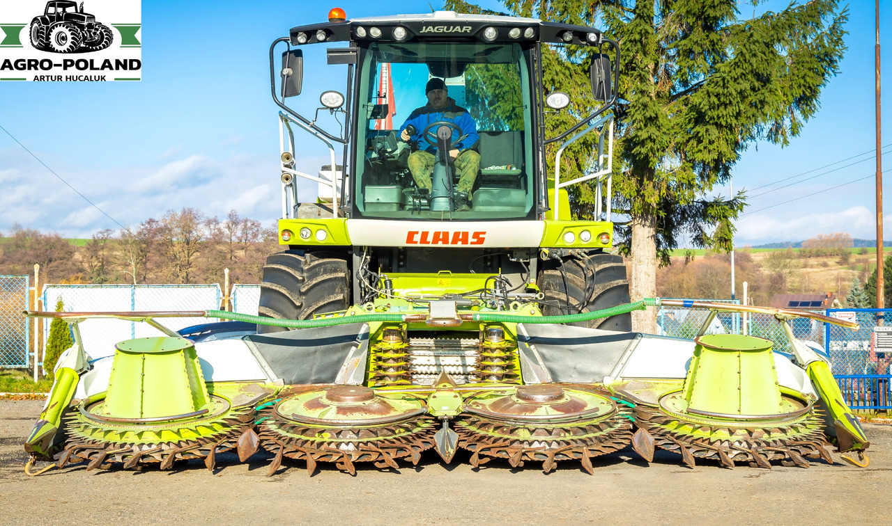 CLAAS JAGUAR 940 - 2014 ROK - 4X4 + ORBIS 600 + PU 300 - 饲料收割机:图3 CLAAS JAGUAR 940 - 2014 ROK - 4X4 + ORBIS 600 + PU 300 - 饲料收割机:图3