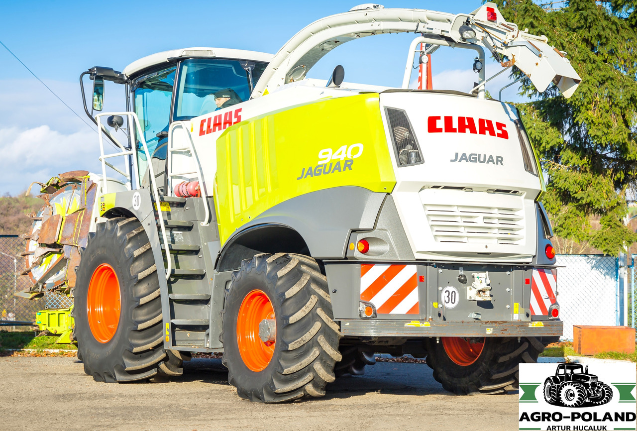 CLAAS JAGUAR 940 - 2014 ROK - 4X4 + ORBIS 600 + PU 300 - 饲料收割机:图4 CLAAS JAGUAR 940 - 2014 ROK - 4X4 + ORBIS 600 + PU 300 - 饲料收割机:图4