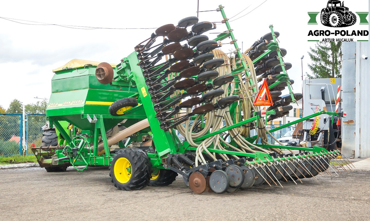 JOHN DEERE 740A - 2008 ROK - 6 M - 条播机:图5 JOHN DEERE 740A - 2008 ROK - 6 M - 条播机:图5