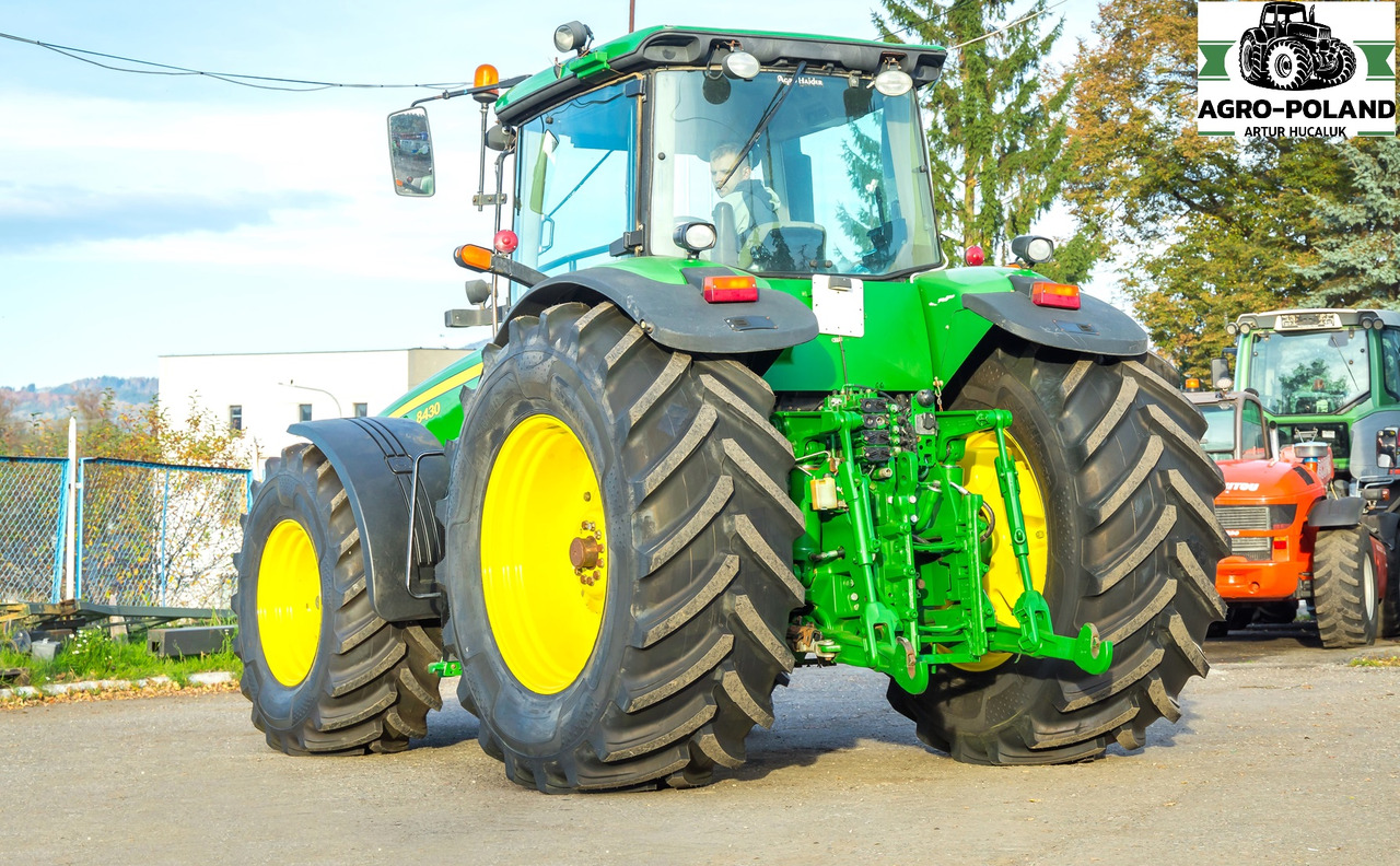 JOHN DEERE 8430 - 2008 ROK - 50 km/h 11.206 h - 拖拉机:图4 JOHN DEERE 8430 - 2008 ROK - 50 km/h 11.206 h - 拖拉机:图4