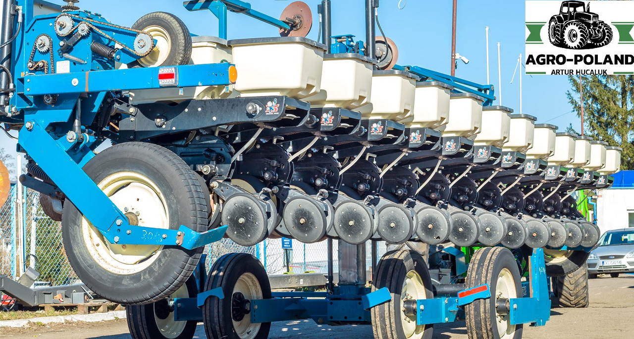 KINZE 3600 - 2006 ROK - 12 RZĘDOWY + ZBIORNIK NA NAWÓZ I MIKROELEMENTY - 精准播种机:图2 KINZE 3600 - 2006 ROK - 12 RZĘDOWY + ZBIORNIK NA NAWÓZ I MIKROELEMENTY - 精准播种机:图2