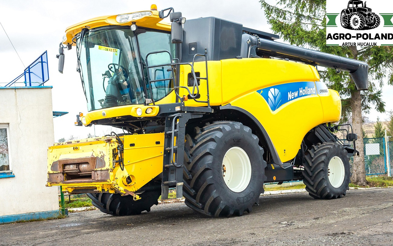 NEW HOLLAND CR 9060 - 2008 - 2554 h + HEDER 6,09 M - 联合收割机:图2 NEW HOLLAND CR 9060 - 2008 - 2554 h + HEDER 6,09 M - 联合收割机:图2