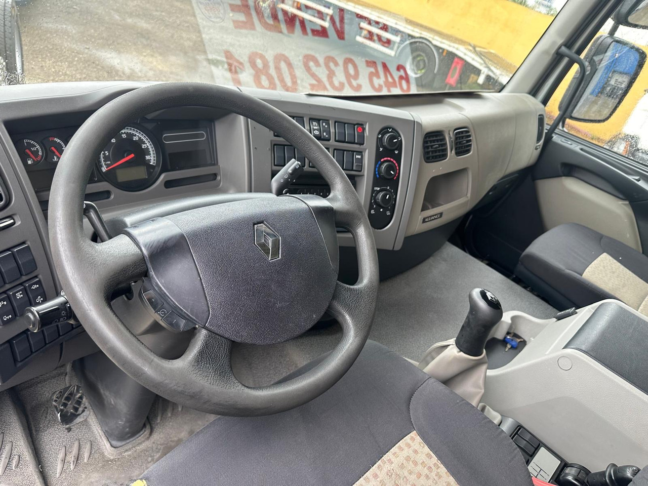 RENAULT PREMIUM 380 - 侧帘卡车:图4 RENAULT PREMIUM 380 - 侧帘卡车:图4
