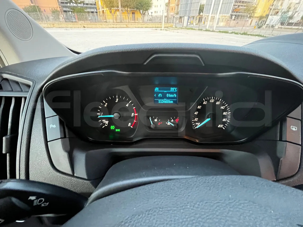 Ford Transit - 小型巴士, 小型客车:图3 Ford Transit - 小型巴士, 小型客车:图3