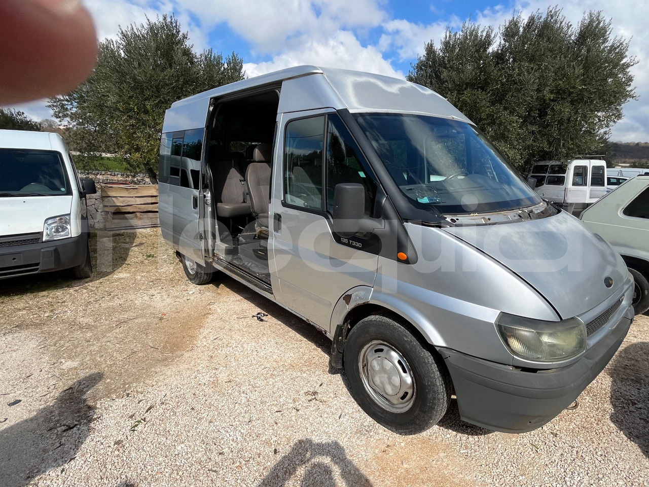 Ford Transit - 小型巴士, 小型客车:图1 Ford Transit - 小型巴士, 小型客车:图1