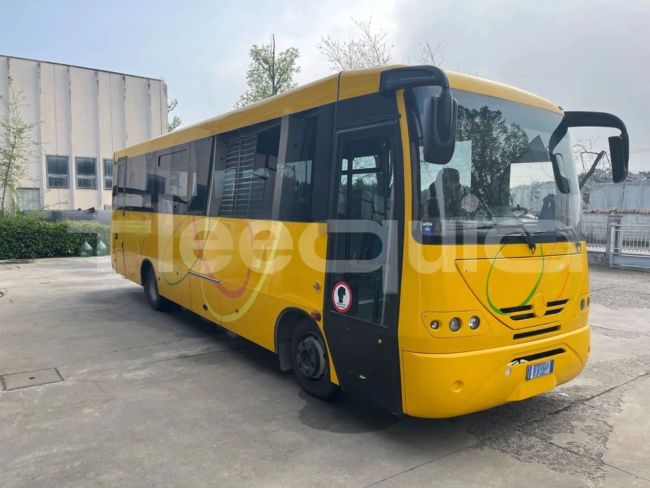 Iveco 100/E4 - 校車:图1 Iveco 100/E4 - 校車:图1