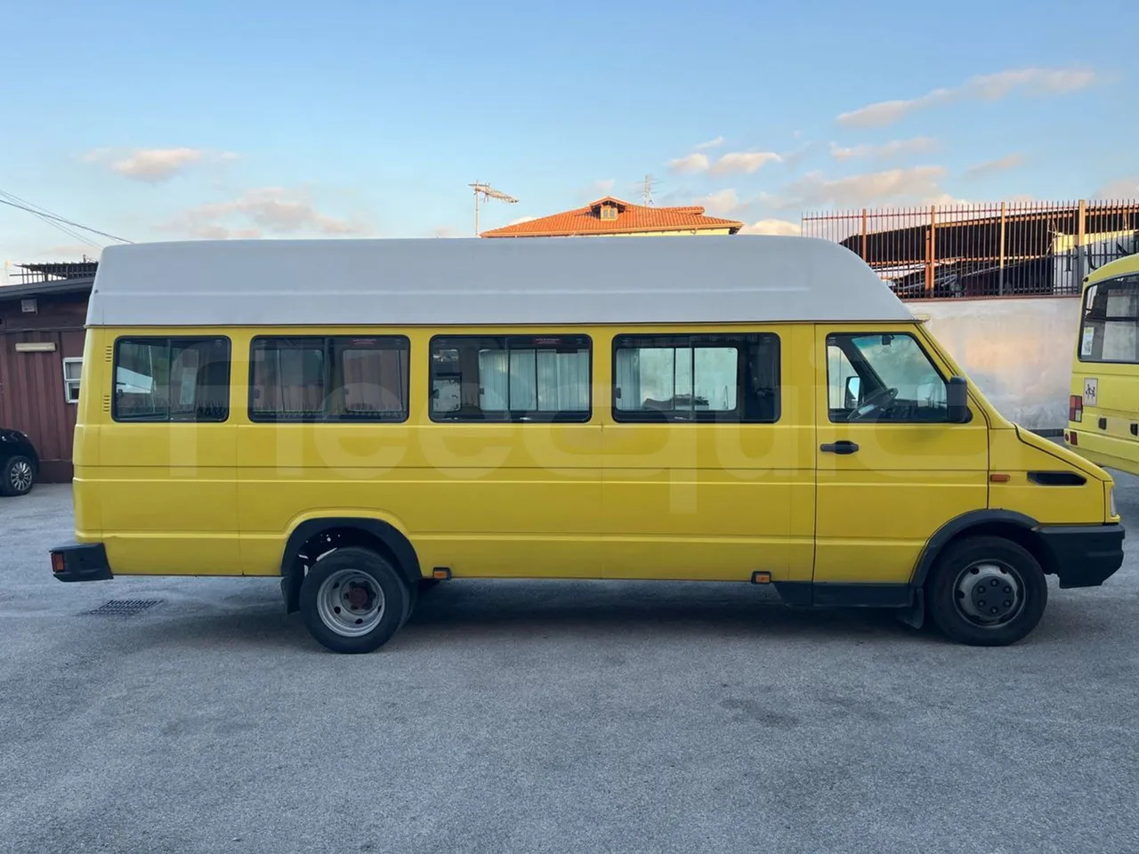 小型巴士, 小型客车 Iveco A45E10:图13 小型巴士, 小型客车 Iveco A45E10:图13