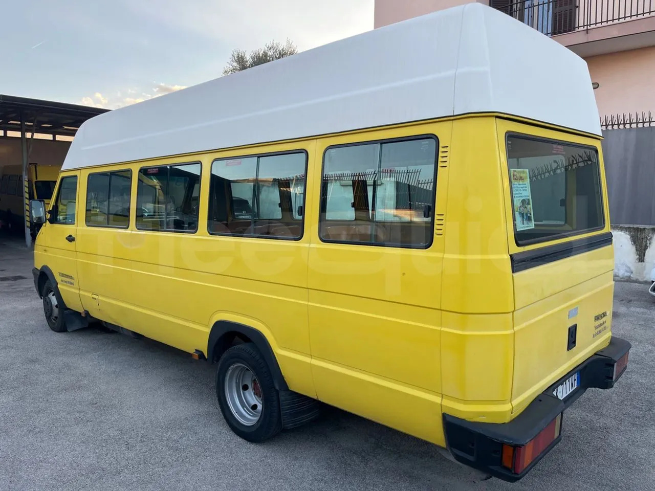 小型巴士, 小型客车 Iveco A45E10:图9 小型巴士, 小型客车 Iveco A45E10:图9