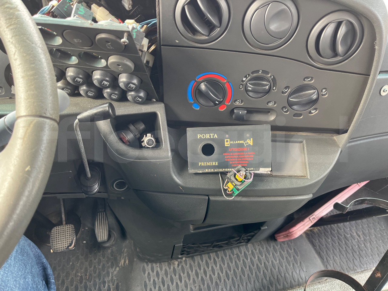 校車 Iveco Cacciamali：图20