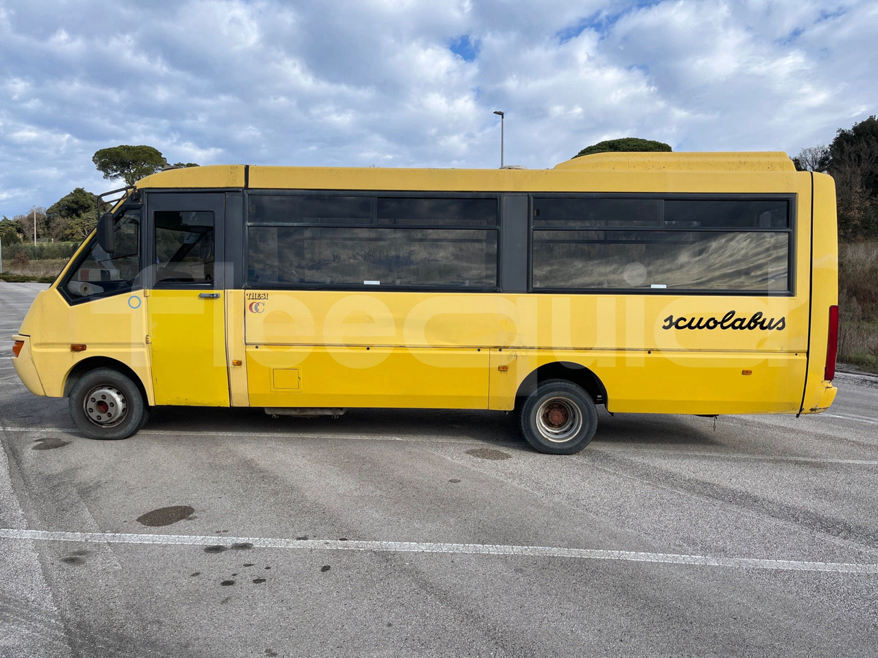 校車 Iveco Cacciamali：图6