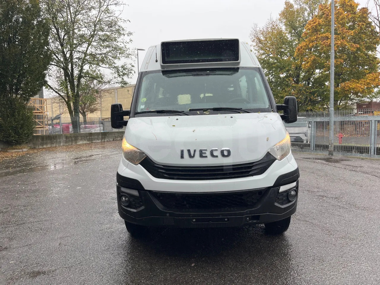 Iveco Daily - 郊区巴士:图2 Iveco Daily - 郊区巴士:图2