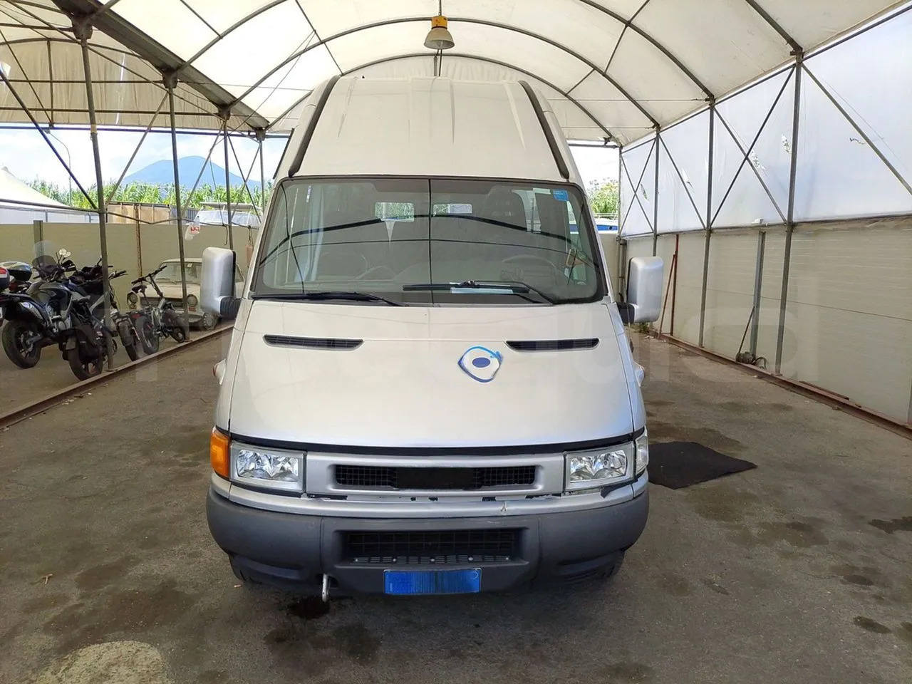 Iveco Daily - 小型巴士, 小型客车:图2 Iveco Daily - 小型巴士, 小型客车:图2