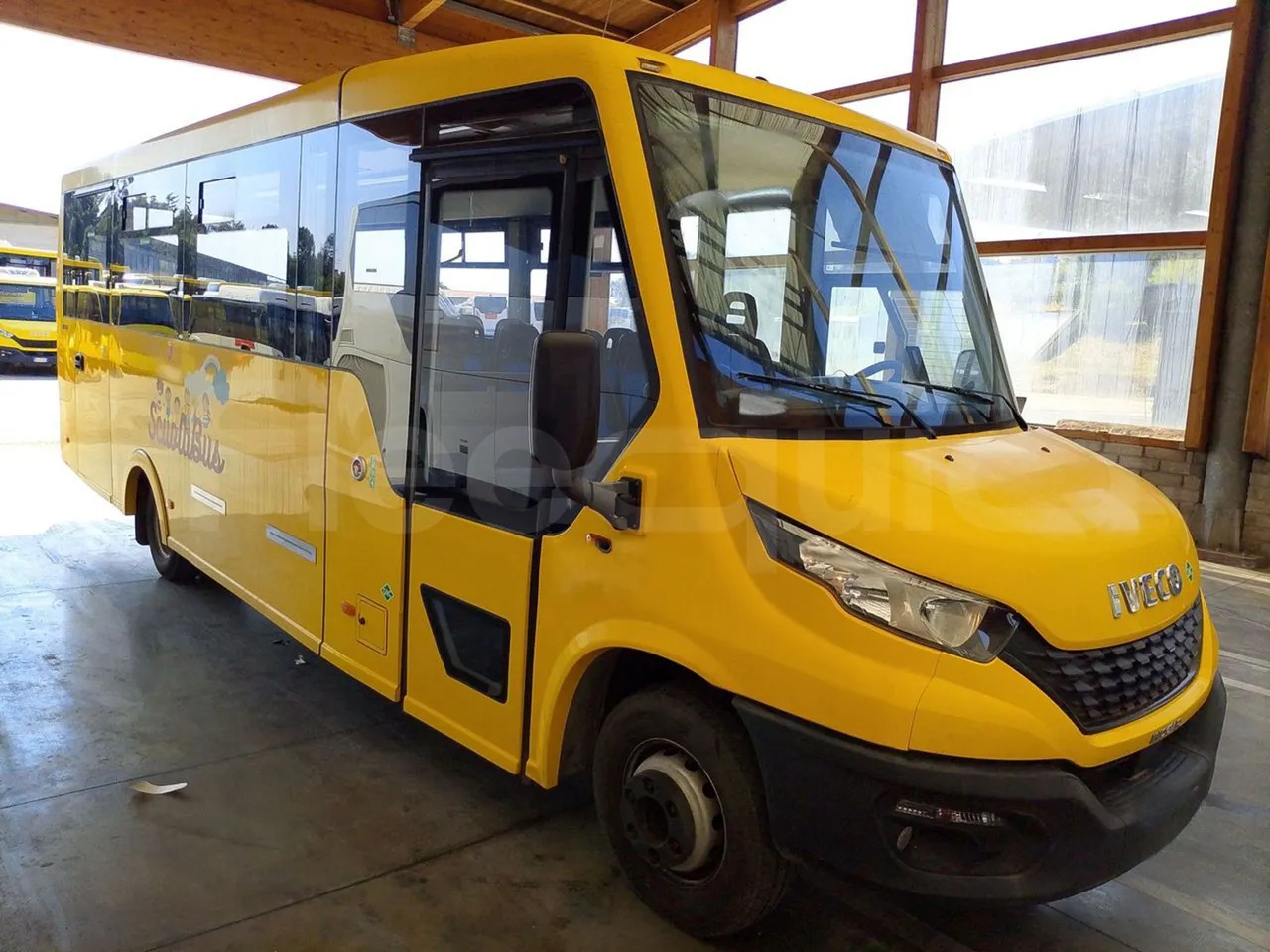 Iveco Indcar - 校車:图1 Iveco Indcar - 校車:图1