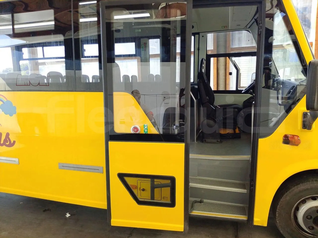 校車 Iveco Indcar：图16