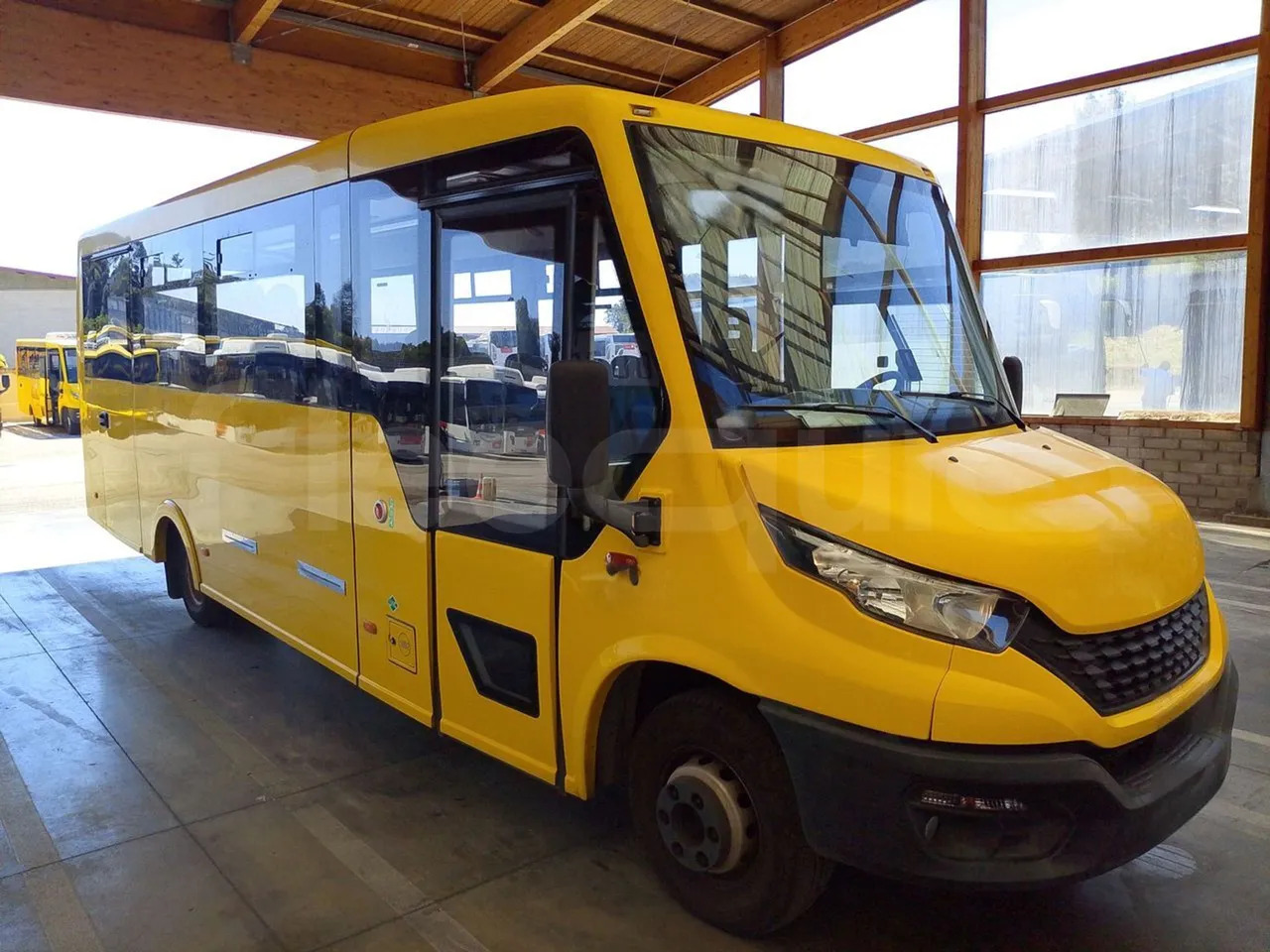 Iveco Indcar - 校車:图1 Iveco Indcar - 校車:图1
