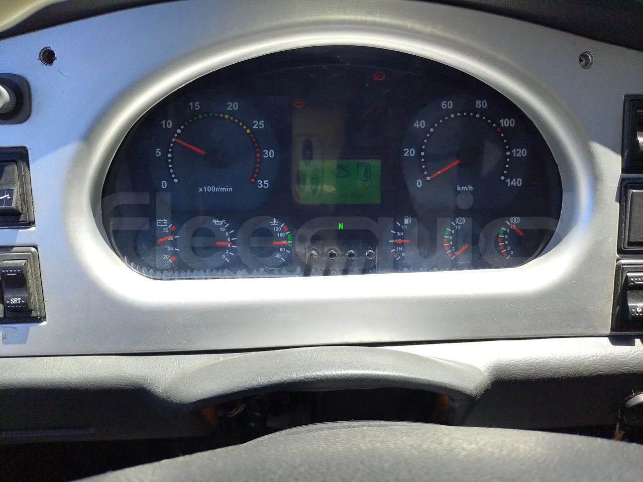 King Long XMQ6900 - 长途客车:图3 King Long XMQ6900 - 长途客车:图3