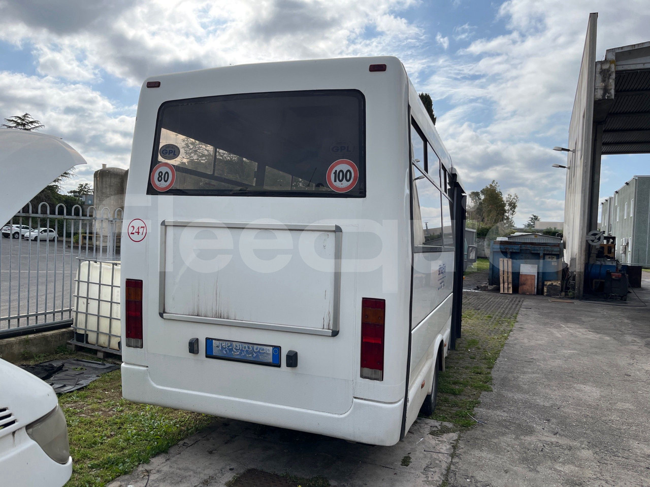 Mercedes-Benz 414T - 小型巴士, 小型客车:图4 Mercedes-Benz 414T - 小型巴士, 小型客车:图4