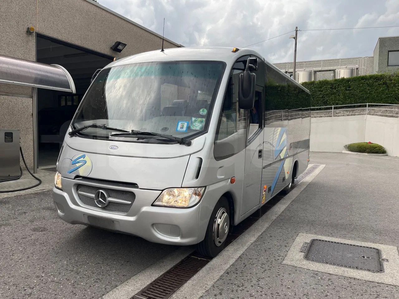Mercedes-Benz MB 818 S - 长途客车:图4 Mercedes-Benz MB 818 S - 长途客车:图4