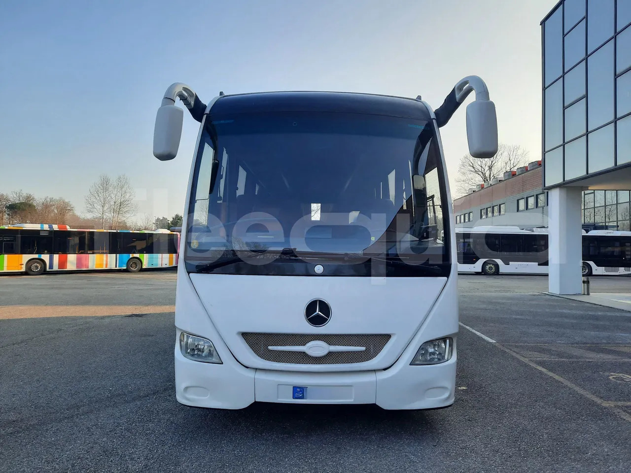 Mercedes-Benz MB1022 - 长途客车:图2 Mercedes-Benz MB1022 - 长途客车:图2