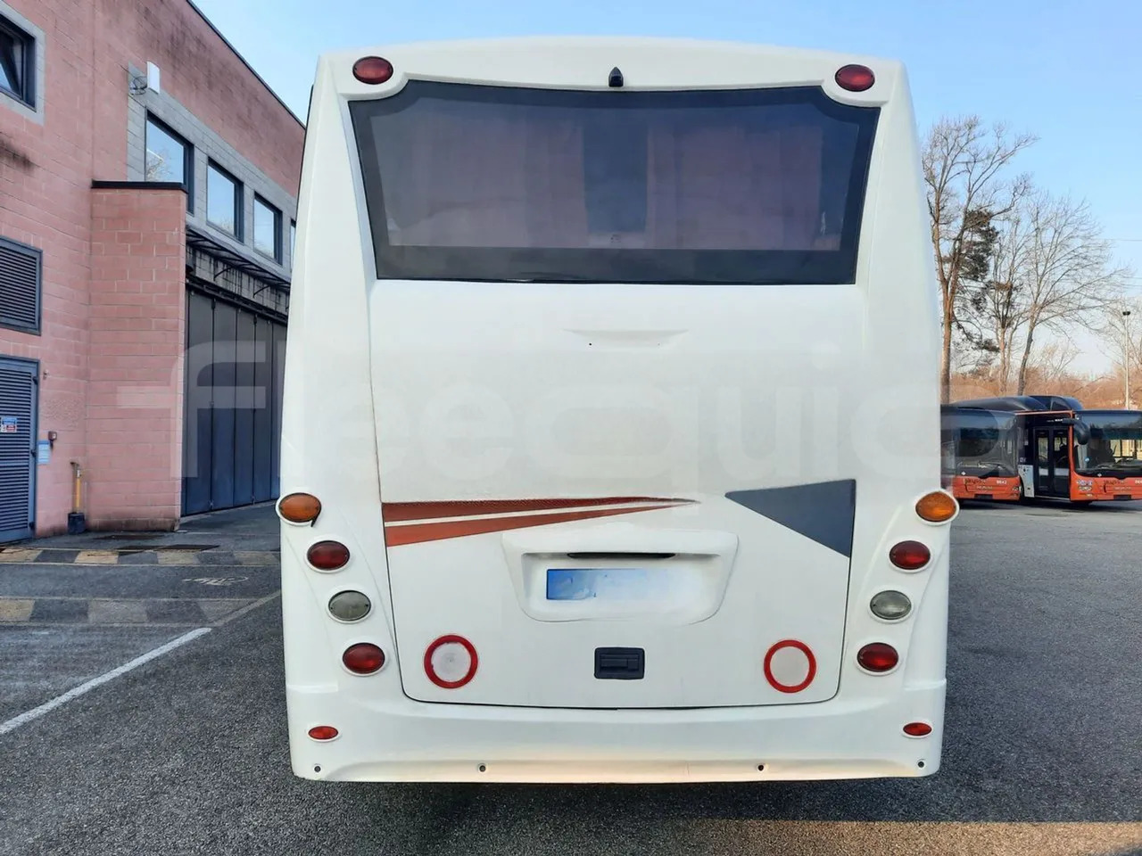 Mercedes-Benz MB1022 - 长途客车:图5 Mercedes-Benz MB1022 - 长途客车:图5