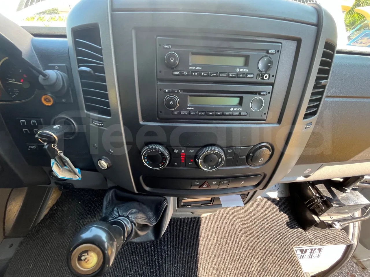 Mercedes-Benz MB906 - 小型巴士, 小型客车:图3 Mercedes-Benz MB906 - 小型巴士, 小型客车:图3