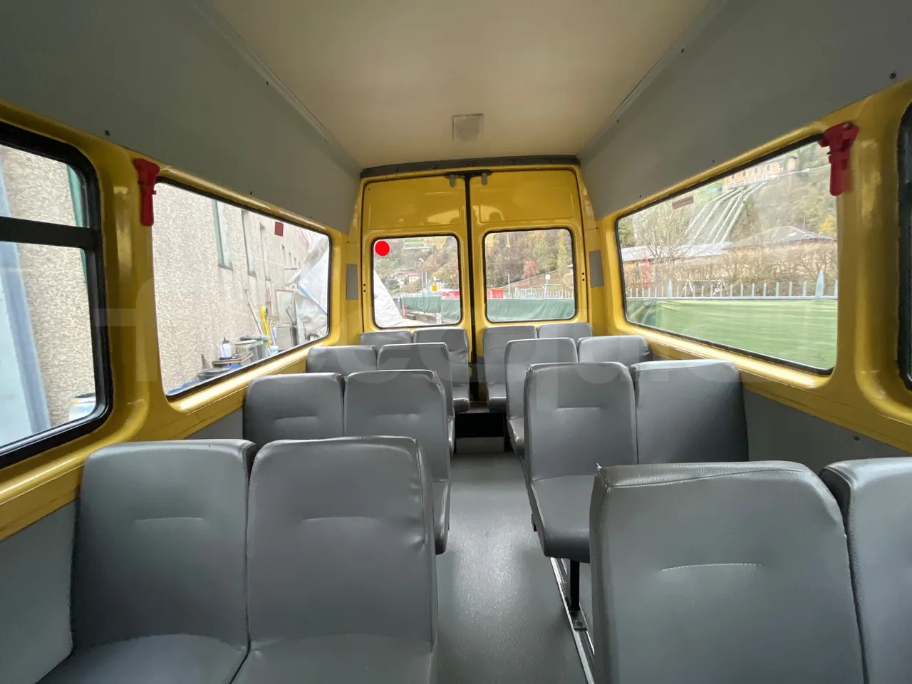 小型巴士, 小型客车 Mercedes-Benz Sprinter:图23 小型巴士, 小型客车 Mercedes-Benz Sprinter:图23