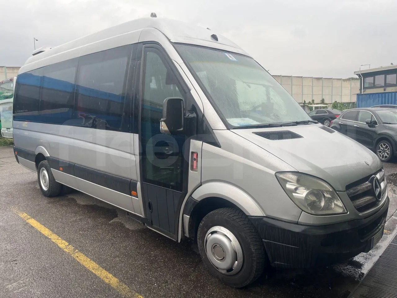 小型巴士, 小型客车 Mercedes-Benz Sprinter：图12