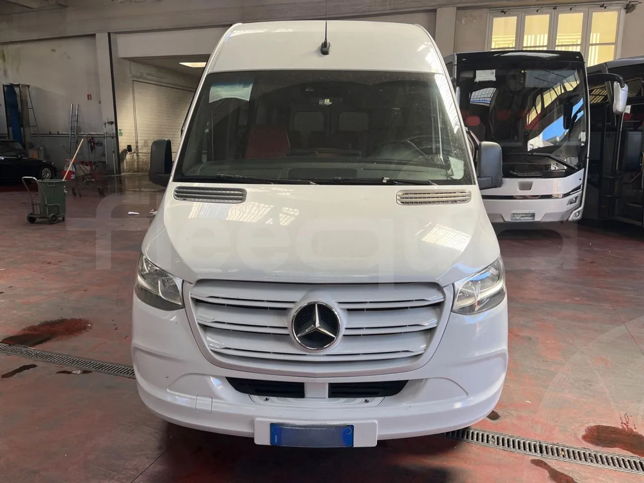 Mercedes-Benz Sprinter - 小型巴士, 小型客车:图2 Mercedes-Benz Sprinter - 小型巴士, 小型客车:图2