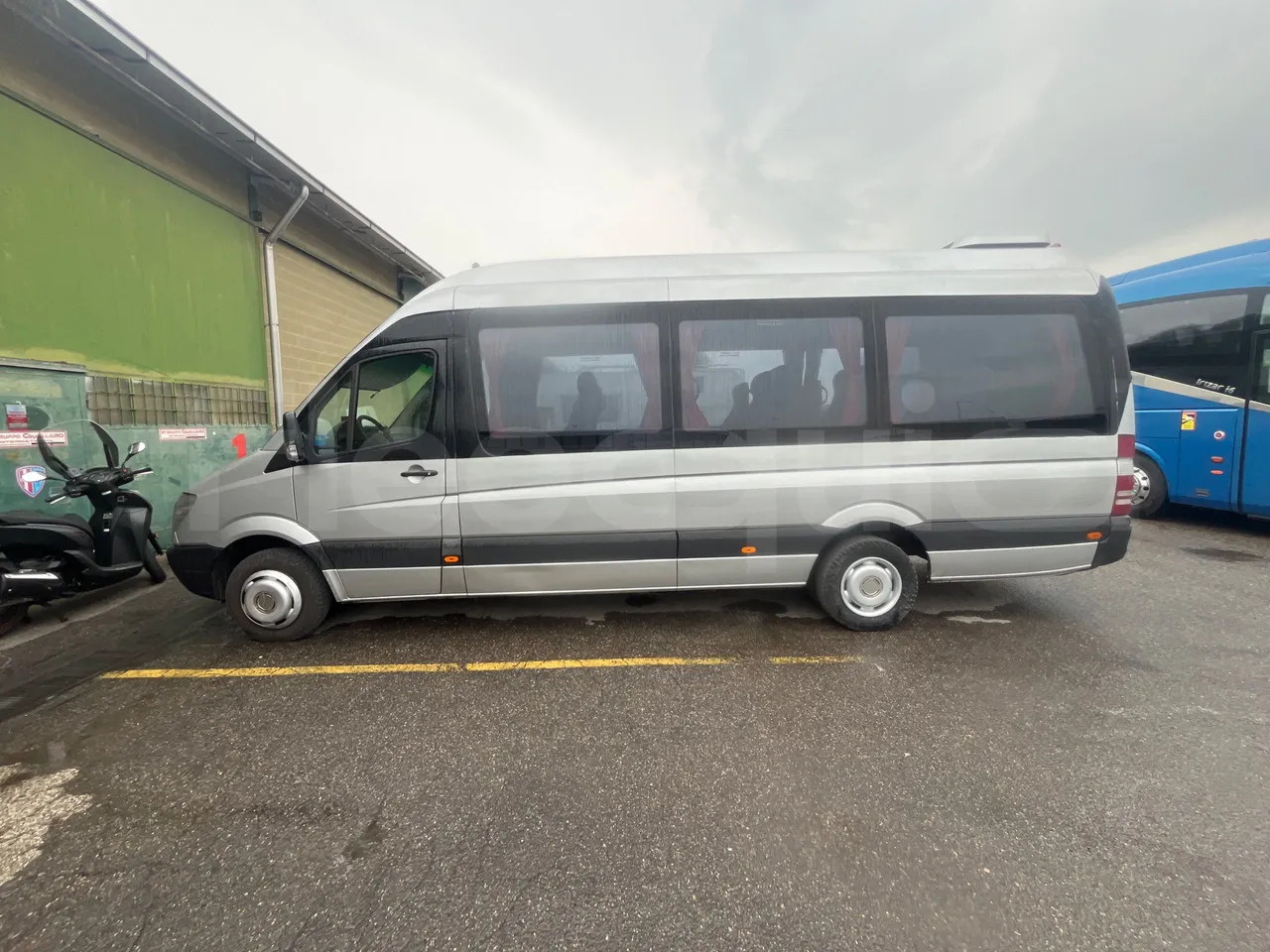 小型巴士, 小型客车 Mercedes-Benz Sprinter：图18