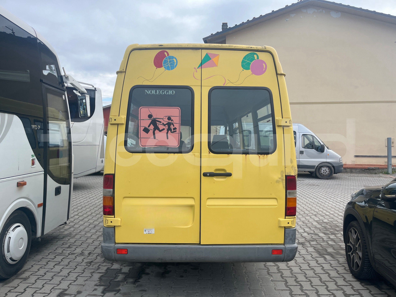 Mercedes-Benz Sprinter - 校車:图5 Mercedes-Benz Sprinter - 校車:图5