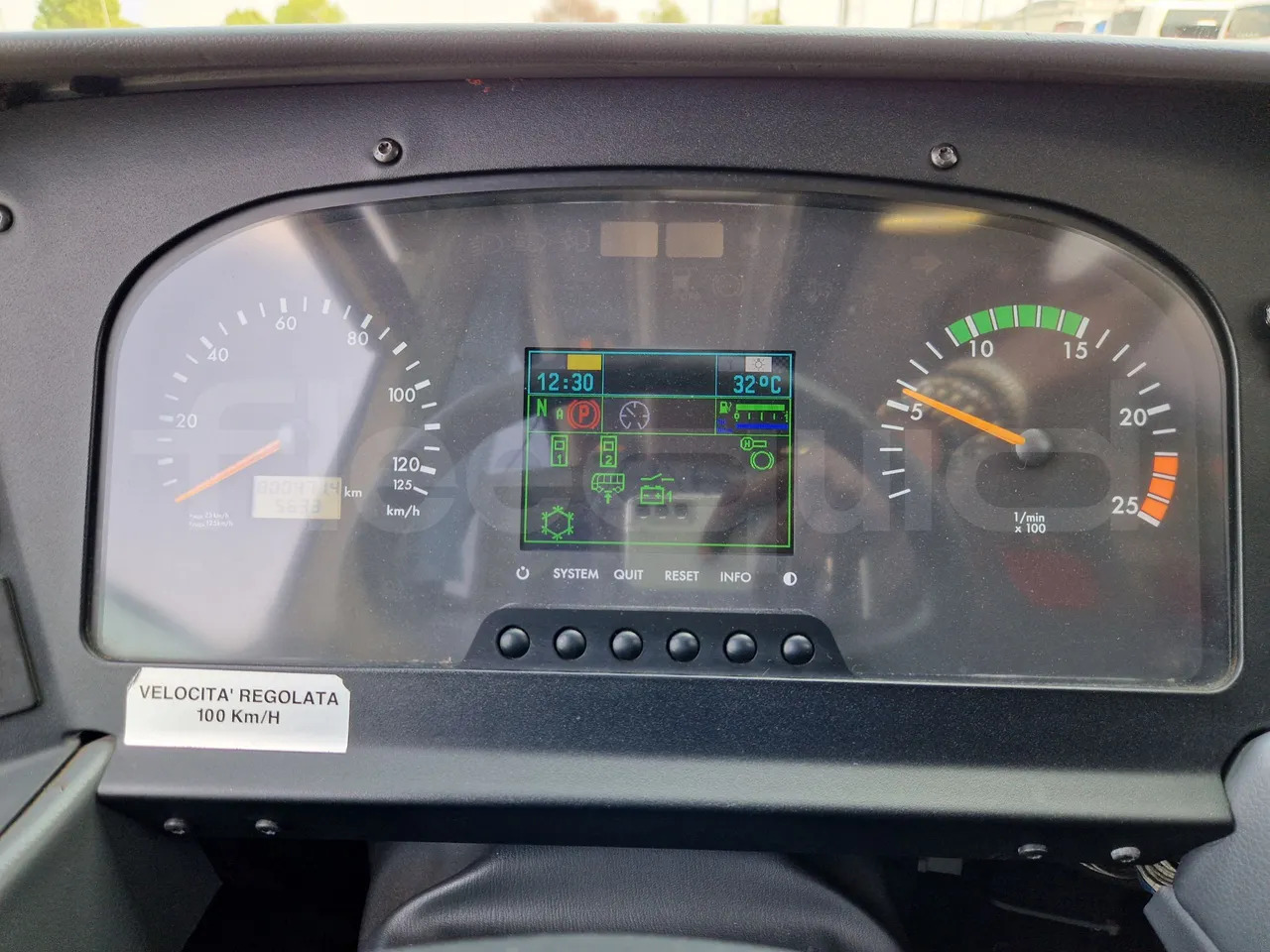 Mercedes-Benz Tourismo - 长途客车:图3 Mercedes-Benz Tourismo - 长途客车:图3