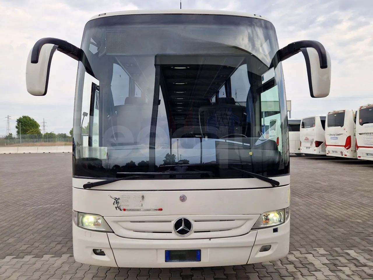 Mercedes-Benz Tourismo - 长途客车:图2 Mercedes-Benz Tourismo - 长途客车:图2